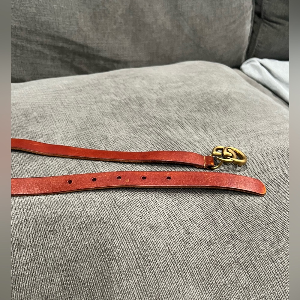 Gucci Skinny Leather Belt - Picture 2 of 8